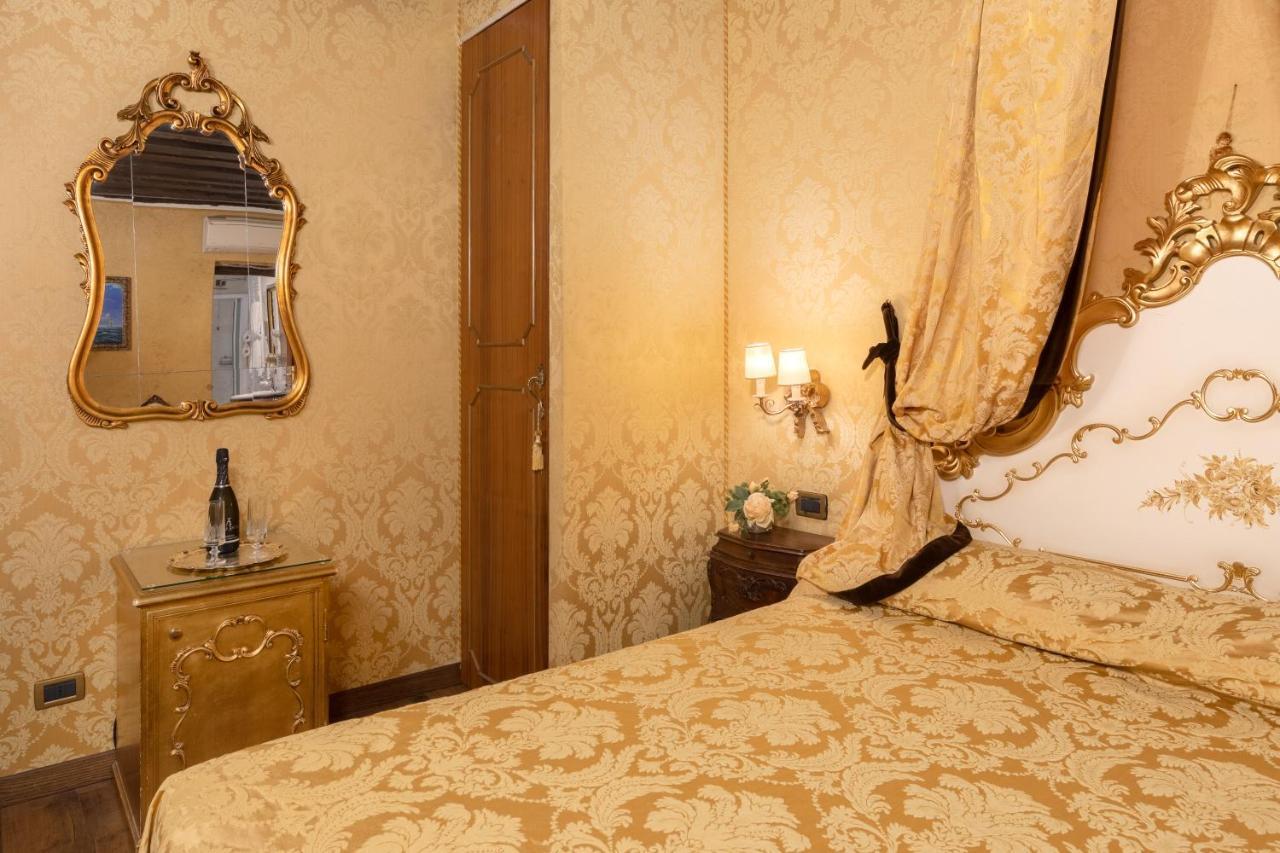 Bed and Breakfast Residenza La Loggia Venedig Exterior foto