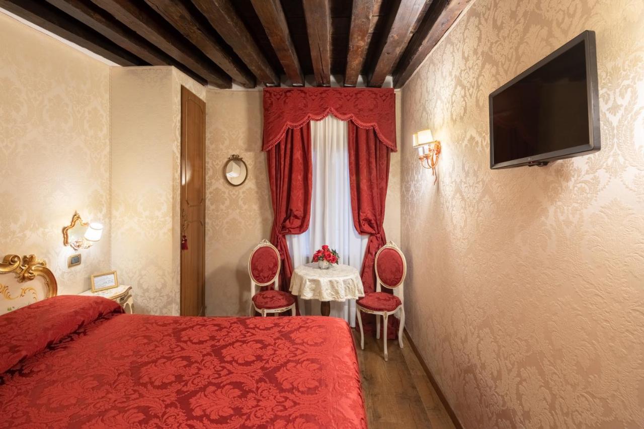 Bed and Breakfast Residenza La Loggia Venedig Exterior foto