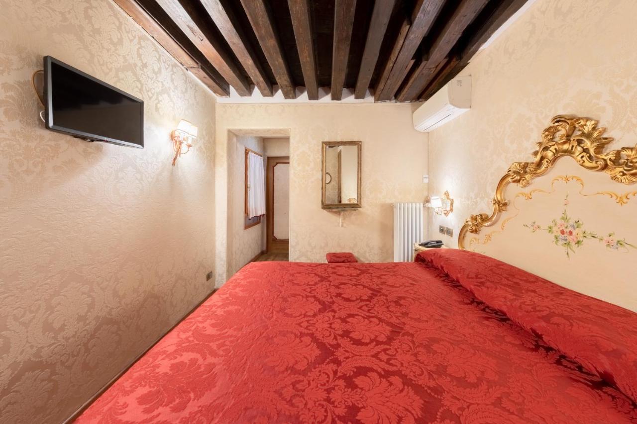 Bed and Breakfast Residenza La Loggia Venedig Exterior foto